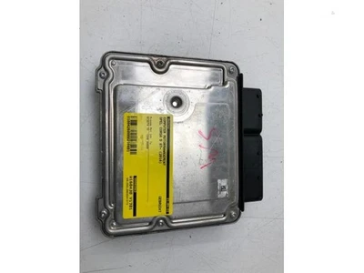 Centralina Motore Opel Corsa D S07 55593982 P18686000 - Immagine 1 di 4