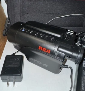 Videocámara RCA Pro 8 de colección piezas o reparación sin probar como está con cables adicionales - Imagen 1 de 11
