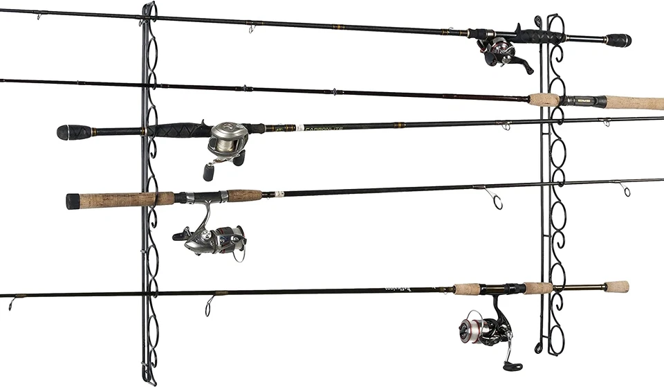 Antiguo estante de techo horizontal de alambre Cedar Outfitters para almacenamiento de caña de pescar, sostiene Foto 1 de 4