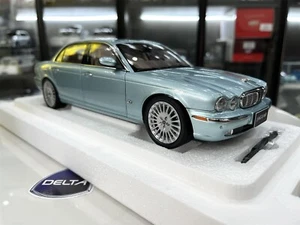 1/18 Almost Real Jaguar XJ6 (X350), In Seafrost - Picture 1 of 12