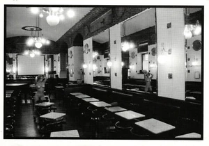 ts 251 2005 TRIEST Historisches Café SAN MARCO -Innenraum -nicht sehr gut - Foto Ennio Demarin - Bild 1 von 2