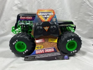 Monster Jam Official Grave Digger Remote Control Truck - NEW - Picture 1 of 6