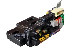 2010-2018 MERCEDES CLS E CLASS REAR TRUNK SAM CONTROL MODULE FUSE RELAY BOX OEM - Picture 1 of 8