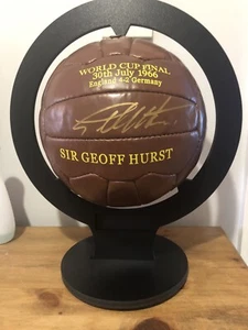 England 1966 Geoff Hurst Football size 5 signed with stand Holder  AFTAL  Coa - Picture 1 of 7