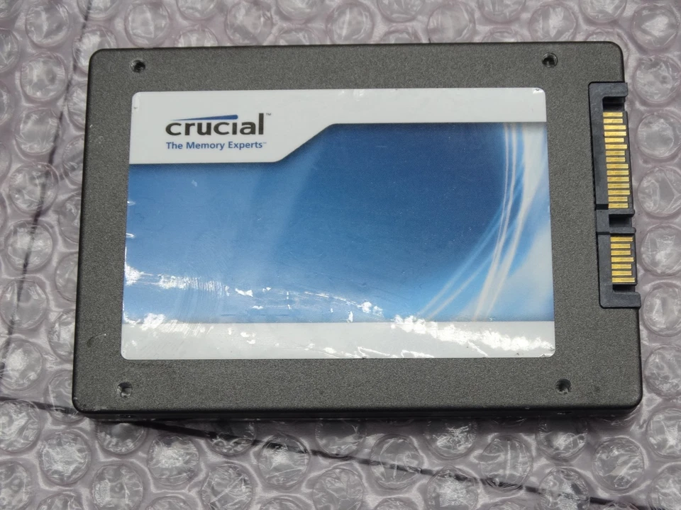 Crucial 128GB SSD Internal Hard Drive M4 2.5in CT128M4SSD2 - Image 1 of 3