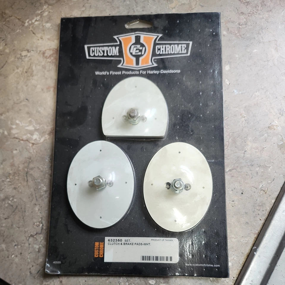 Embrague basculante cromado personalizado y pastillas de goma para pedal de freno para Harley 1941-1964 Foto 1 de 3