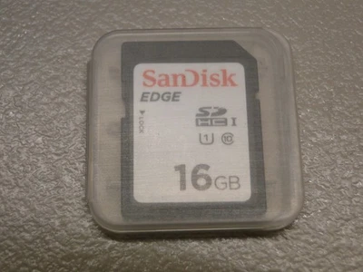 SanDisk SDHC 16GB Class 10 Menory Card - Image 1 of 4