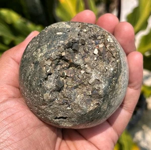 Bola de cristal de cuarzo esfera de pirita de 2,7" 426 gr decoración curativa mineral Reiki - Imagen 1 de 5