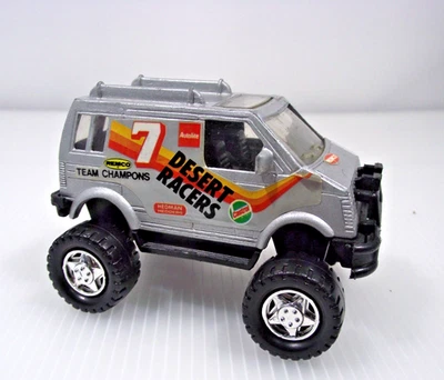 Furgoneta plateada Remco 4x4 Desert Racers 4 X 4 Remco Team Champions Foto 1 de 4
