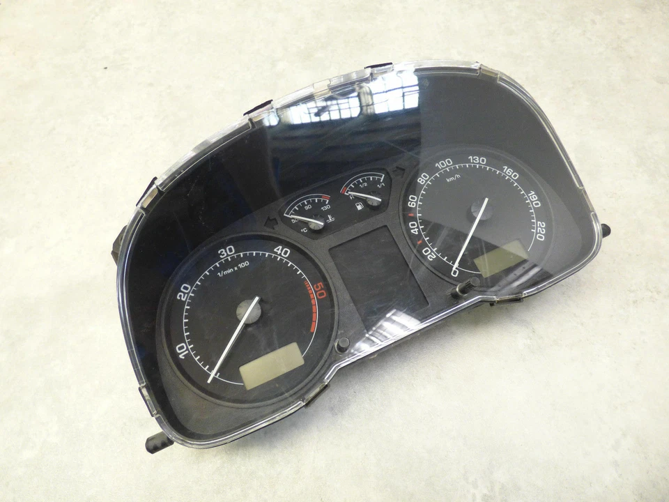 Skoda Octavia 1u0920821h Combi Instrumento Velocímetro Reloj Tacómetro Cluster Cockpit Foto 1 de 1