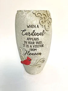 Memorial Cardinal Vase - Picture 1 of 1