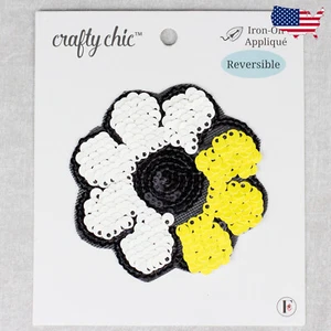 Flower Reversible Sequin Embroidered Iron On Patches-Simplicity White Yellow - Picture 1 of 2