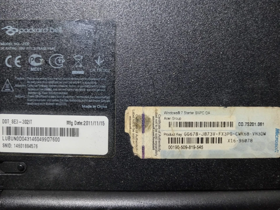 NOTEBOOK packard bell windows 7 starter RAM 1gb - Immagine 1 di 4