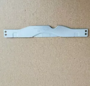 Genuine Dell Inspiron 14 3000 (3480) TOUCHPAD SUPPORT CLIP/BRACKET - Picture 1 of 3