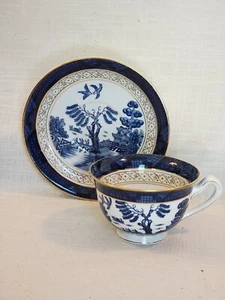 Occupied Japan Ironestoneware Blue Willow Cup and Saucer - Picture 1 of 12