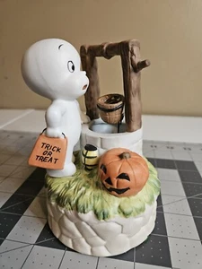 Vintage 1986 Casper the Friendly Ghost Spieluhr spielt eine kleine Welt funktioniert - Bild 1 von 7