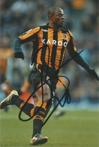 HULL: GEORGE BOATENG SIGNED 6x4 ACTION PHOTO+COA - Picture 1 of 1