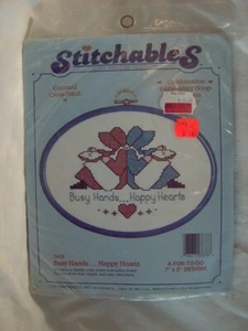  DIMENSIONS STITCHABLES BUSY HANDS HAPPY HEARTS 7678 CROSS STITCH KIT 14ct Frame - Picture 1 of 3