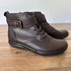 Clark’s Collection Brown Zippered Ankle Boots Women’s 10 Flat Comfort Cushion