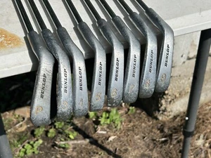 Dunlop Invicta Oversized Golf Club set P 3 4 5 6 7 8 9 - Picture 1 of 9