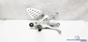Yamaha 06-10 yzf R6 2006 R6R RIGHT REARSET REAR SET DRIVER FOOT PEG REST STOP - Picture 1 of 7