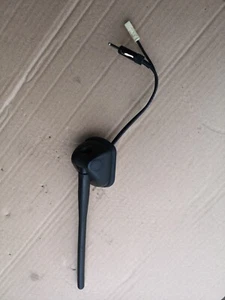 MITSUBISHI OUTLANDER 2.2 DiD 2010 ROOF AERIAL ANTENNA - Picture 1 of 9