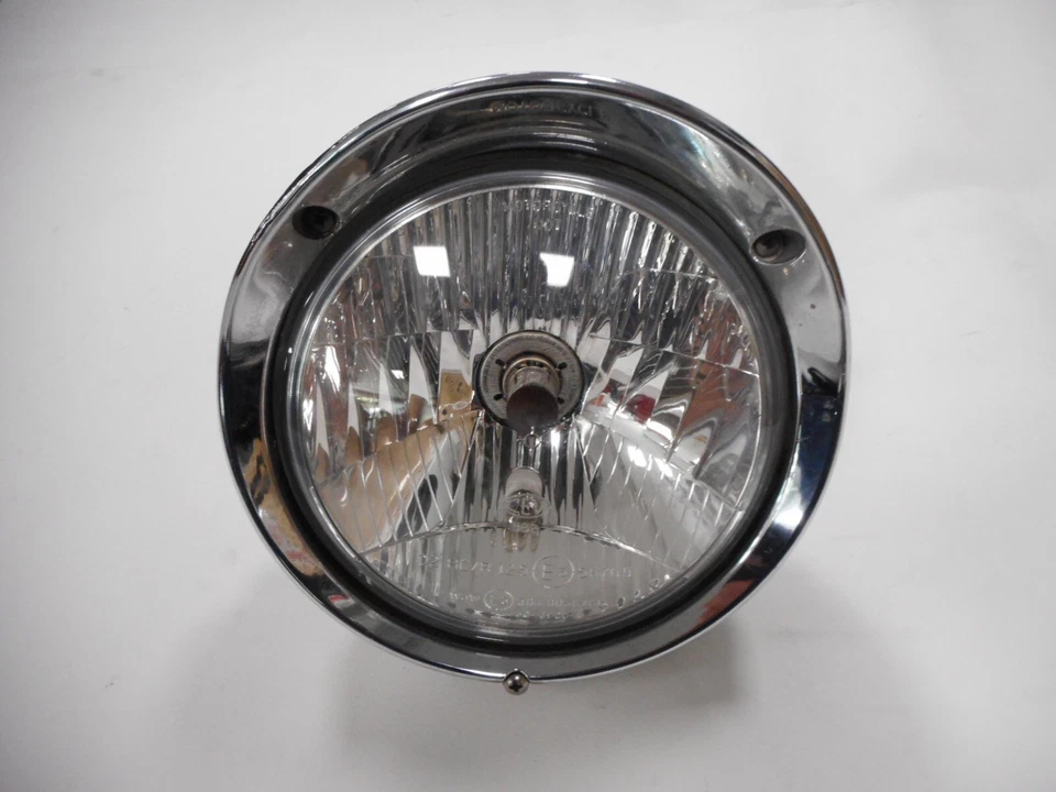 FARO ANTERIORE COMPLETO SCARABEO 125 200 250 GT AP8124787 1999/2004 - Immagine 1 di 1