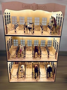 Pferdestall Wandstall 18 Ställe für Schleich Breyer Pferde - Bild 1 von 7