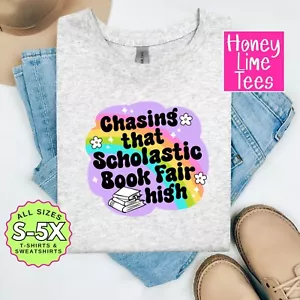 Chasing that Scholastic Book Fair High Nostalgic Book ~ T-shirt, felpe - Foto 1 di 3
