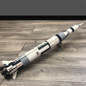 Apolo Saturno V MOC Modelo Aeroespacial Bloques de Construcción Cohete Espacial Juguete Educativo - Imagen 1 de 6