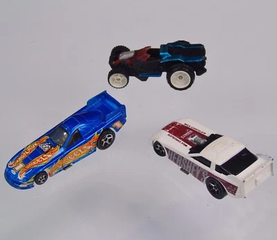 1977 Hotwheels 2003 Mattel Lift Top Racers 2007 McDonald's   - Image 1 of 4