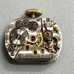 REPAIR Vintage Ladies Cyma 17J Cal 434 Mechanical Watch Movement - Good Balance - Picture 1 of 4
