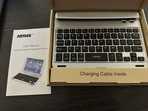 Arteck Bluetooth Keyboard For iPad Mini HB045. Boxed & Cables. - Picture 1 of 6