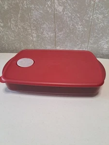 Tupperware Rock N Serve Microwave Rectangle Container 6 Cup Ruby Red #3381 3382 - Picture 1 of 5