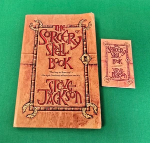 The Sorcery Spell Book **RED FOIL US IMPORT EDITION** Fighting Fantasy Papageientaucher #1 - Bild 1 von 10