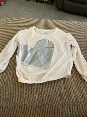 Девочка ясельного возраста размер 3T Топ от Carters с серебряным сердцем новый без ярлыка - Изображение 1 из 2