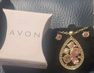Conjunto de regalo collar y pendiente velo luminoso Avon - rosa vintage nuevo en caja impresionante  Foto 1 de 4