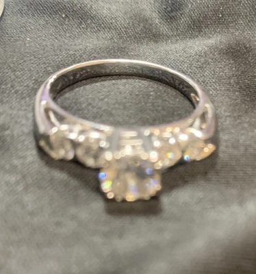 Женский костюм коктейльные кольца, красивое состояние SellAll четыре не размер - Изображение 1 из 4