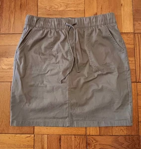 Denim & Co Women's Olive Green Skort/Skirt Size Medium - Picture 1 of 7