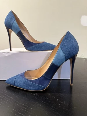 Tacones altos de jean Aldo azul marino con retazos talla 8,5 Foto 1 de 4
