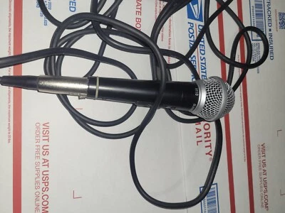 Samson M10 Dynamic Microphone With Cable used - Image 1 of 4