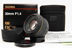 Excelente+5 Lente SIGMA 30mm F1.4 EX DC HSM para Montaje Nikon con Caja de Japón - Imagen 1 de 14