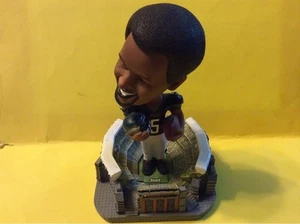 Donovan Mcnabb Stadium Bobblehead Eagles NFL. - Picture 1 of 3