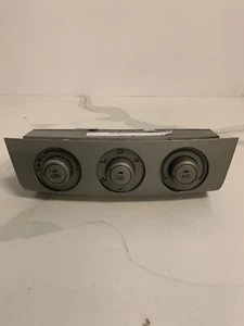 2004-05 Toyota Solara 2.4L Heater AC Temperature Climate Control Unit 55900AA010 - Picture 1 of 6