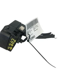 11 CHEVY TRAVERSE BATTERY TERMINAL FUSE BOX - Picture 1 of 9
