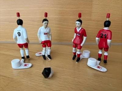 Tipp Kick Set mit 4 Spieler Figur Feldspieler Polen Serbien mit Ball - Bild 1 von 3