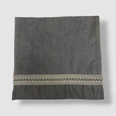 Avanti Home Juego de 2 toallas trenzadas gris puño medallón yema de dedo | 11" x 18" Foto 1 de 4