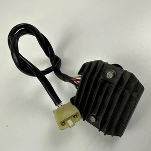 Yamaha XVS650 XVS 650 2017 Voltage regulator rectifier reg - Picture 1 of 6