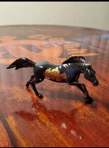 Breyer 2006 SPOOKY STABLEMATES Halloween Pferd ILLUMINATI - Bild 1 von 6