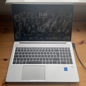 HP ProBook 450 G9 15.6" Core i5-1235U 16GB Ram 256GB FHD Windows 11 Pro Laptop - Picture 1 of 10